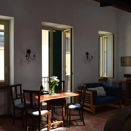 La Luce Del Borgo